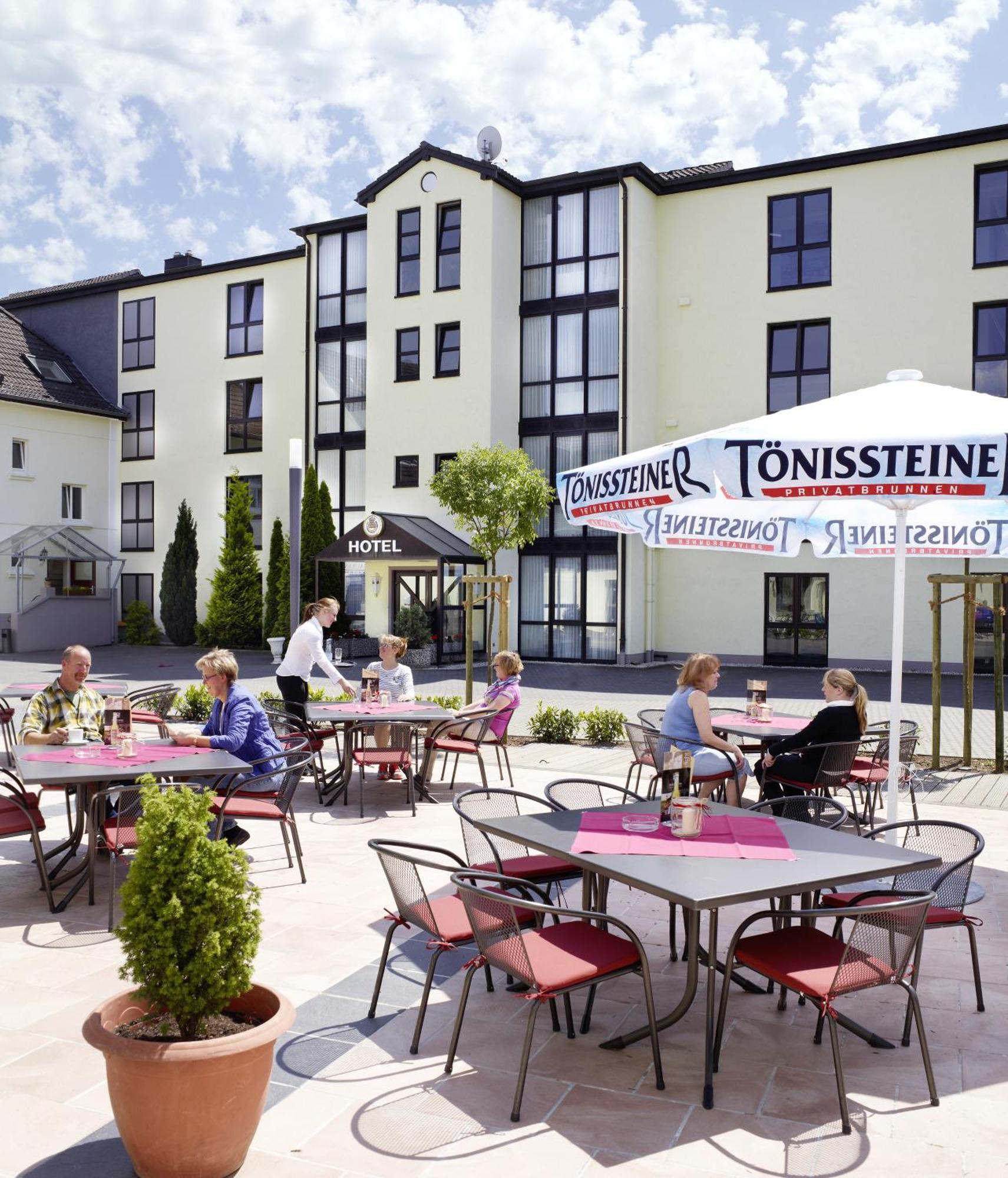 Hotel Landsknecht Uckerath Exterior photo